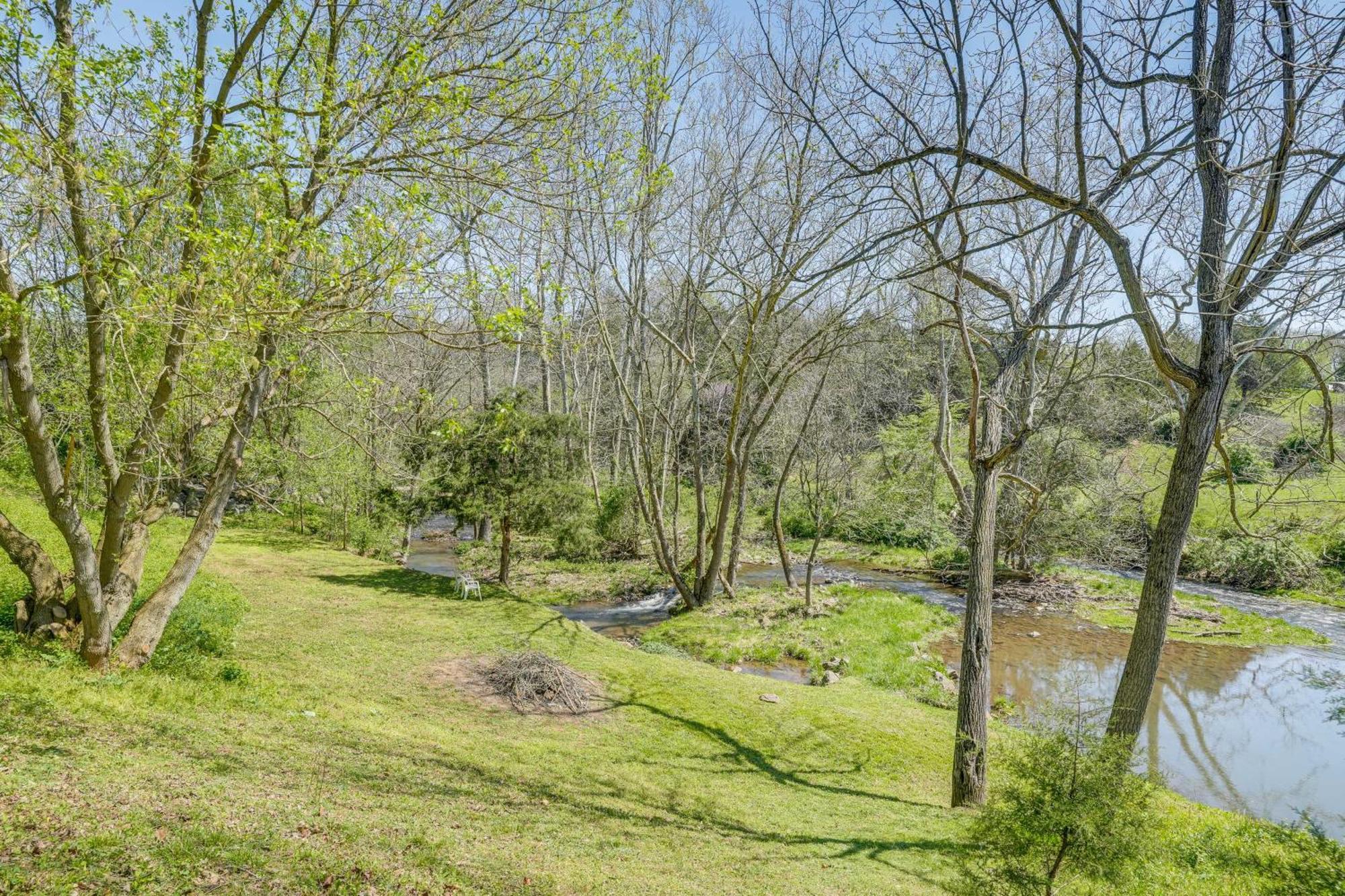 Waterfront Virginia Retreat With Canoe, Pets Welcome Rileyville Exterior photo